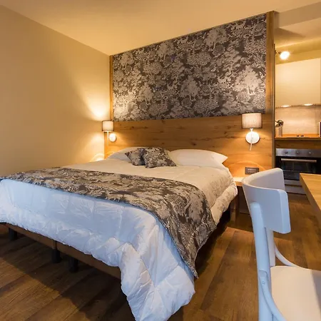 아파트호텔 Maison Fosson 3*